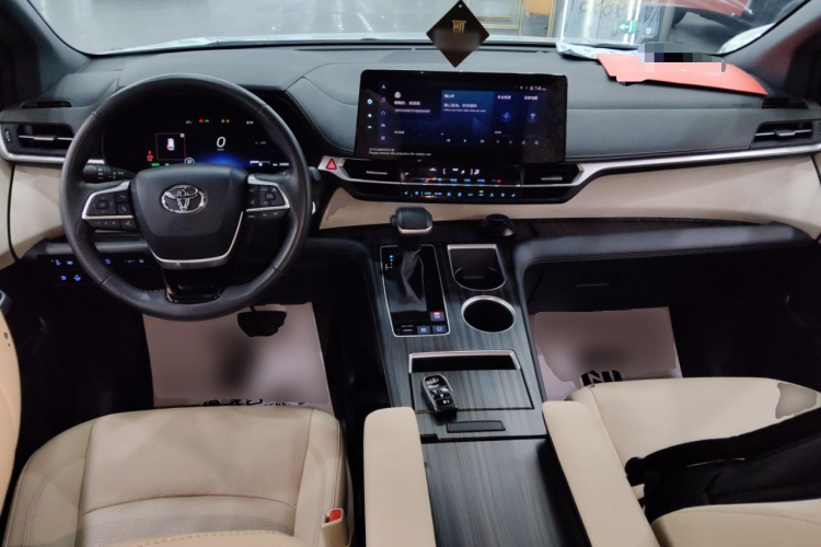 丰田 赛那SIENNA 2021款 2.5L混动 至尊版中控内饰12