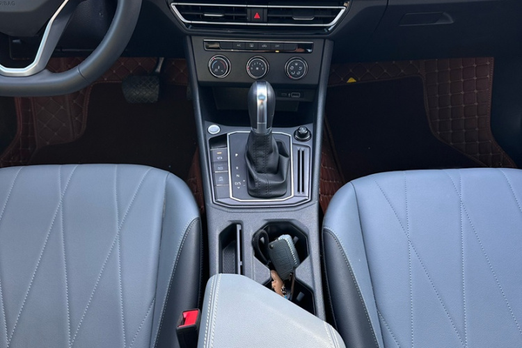 大众 朗逸 2024款 1.5L 自动星空五百万版中控内饰7005