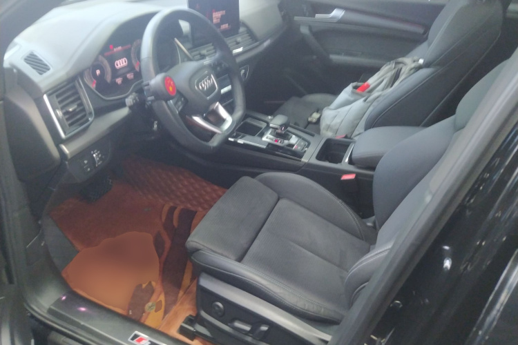 奥迪Q5L Sportback 2022款 改款 45 TFSI 豪华型局部细节19