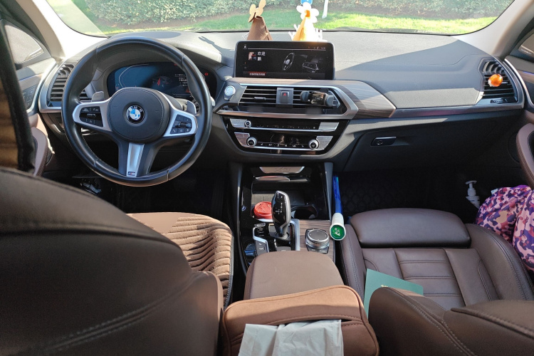 宝马X3 2020款  xDrive28i M运动套装中控内饰12