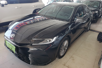 丰田 凯美瑞 2024款 双擎 2.0HE 精英版