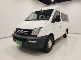 上汽大通MAXUS 新途V80 2019款 2.5T经典款6挡手动傲运通改款短轴中顶5/6座