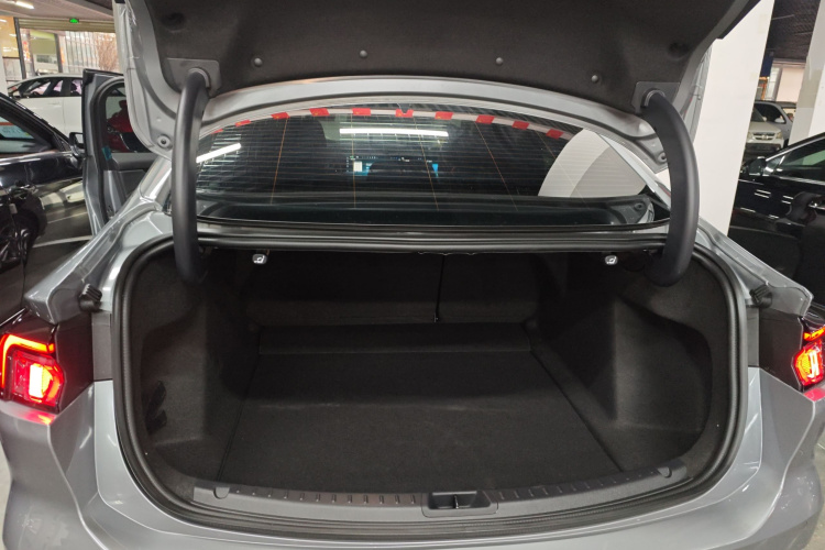 福特 蒙迪欧 2023款 EcoBoost 180 豪华型局部细节23