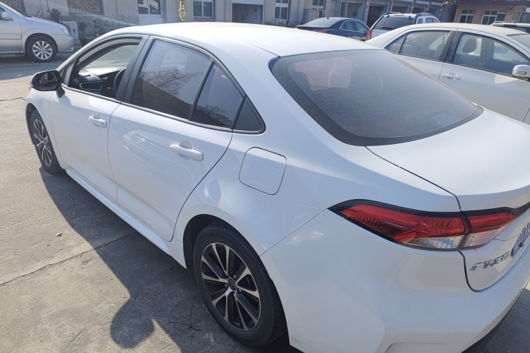 丰田 雷凌 2023款 TNGA 1.5L CVT进取版车身外观4