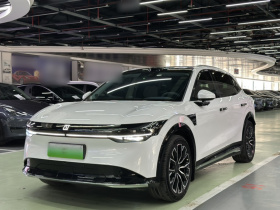 极氪7X 2025款 75kWh 后驱智驾版