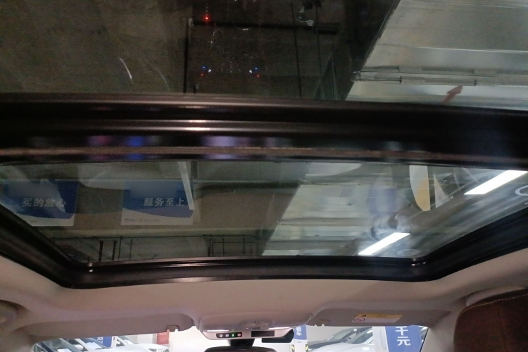 别克 昂科威 2018款 28T 四驱精英型中控内饰22