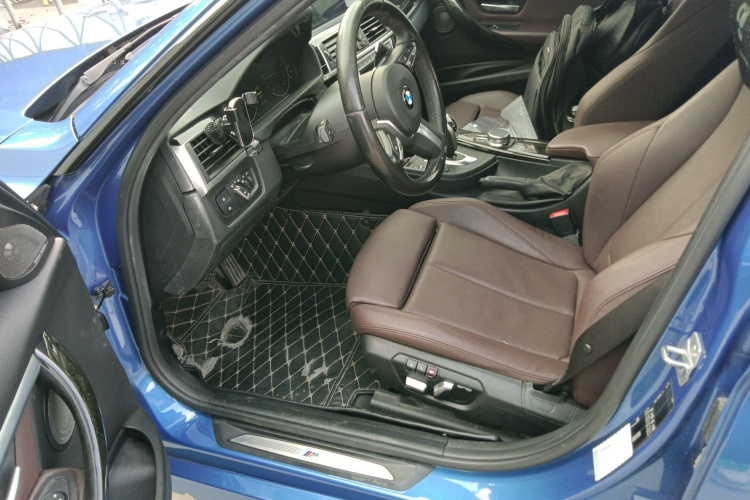 宝马3系 2019款 320Li M运动曜夜版局部细节19