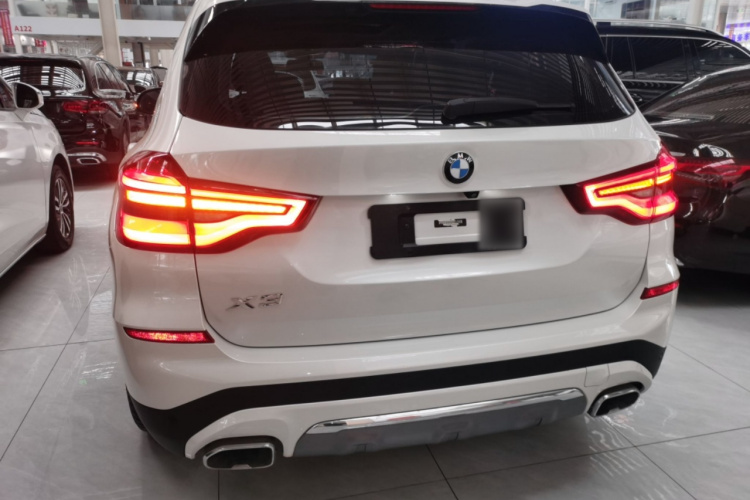 宝马X3 2020款  xDrive25i 豪华套装车身外观6