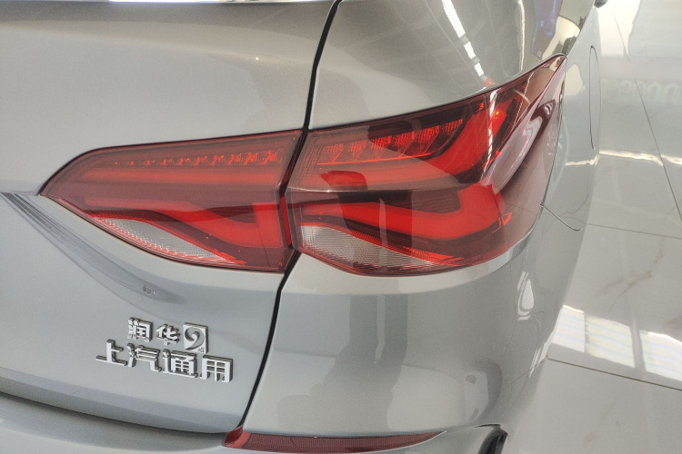 雪佛兰 科鲁泽 2024款 1.5L 双离合悦享版车身外观9