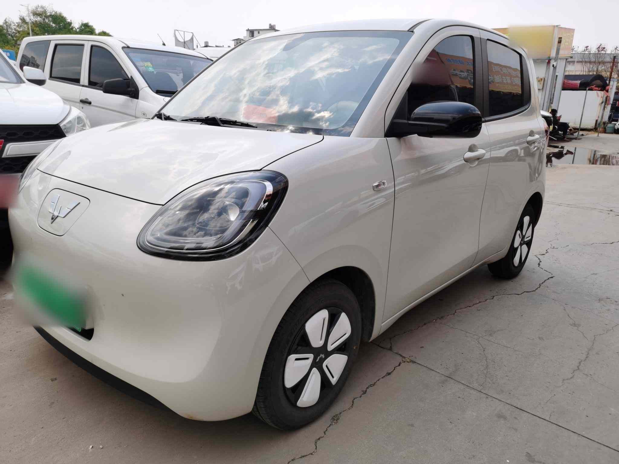 五菱汽车 宏光MINIEV 2025款 第四代 四门版 进阶款(2)