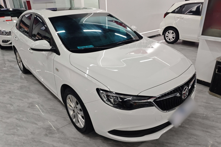 别克 英朗 2021款 改款 典范 1.5L 自动精英型车身外观3