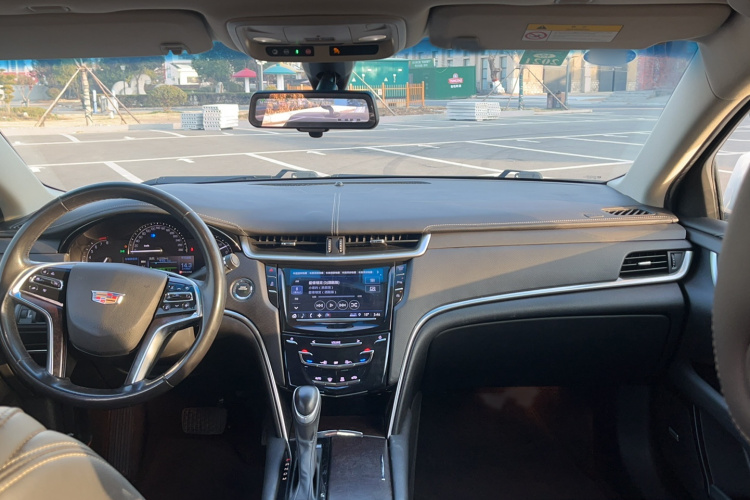 凯迪拉克XTS 2018款 28T 技术型中控内饰7005