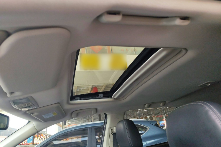 三菱 欧蓝德 2019款 2.4L 四驱致享版 7座 国VI中控内饰22