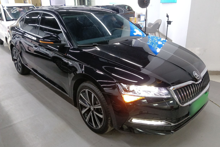 斯柯达 速派 2023款 改款 TSI280 DSG尊享版车身外观3