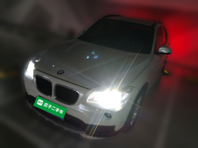 宝马X1 2015款 sDrive18i 时尚晋级版