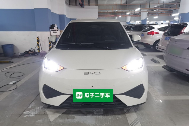 比亚迪 海鸥 2025款 智驾版 305km 自由版车身外观2