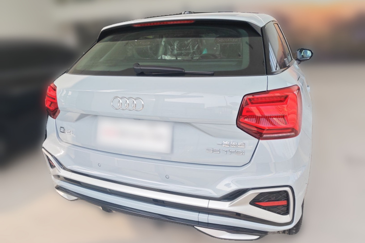 奥迪Q2L 2025款 35TFSI 时尚动感型车身外观6