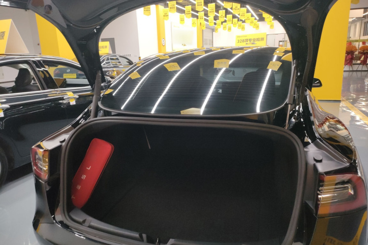 特斯拉 Model 3 2021款 标准续航后驱升级版 3D6机舱底盘23