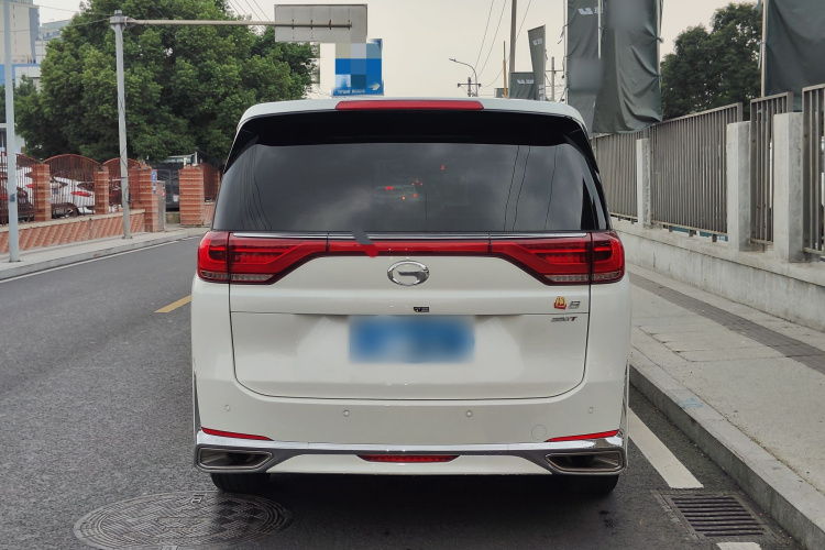广汽传祺 传祺M8 2021款 领秀系列 390T 至尊版车身外观6008