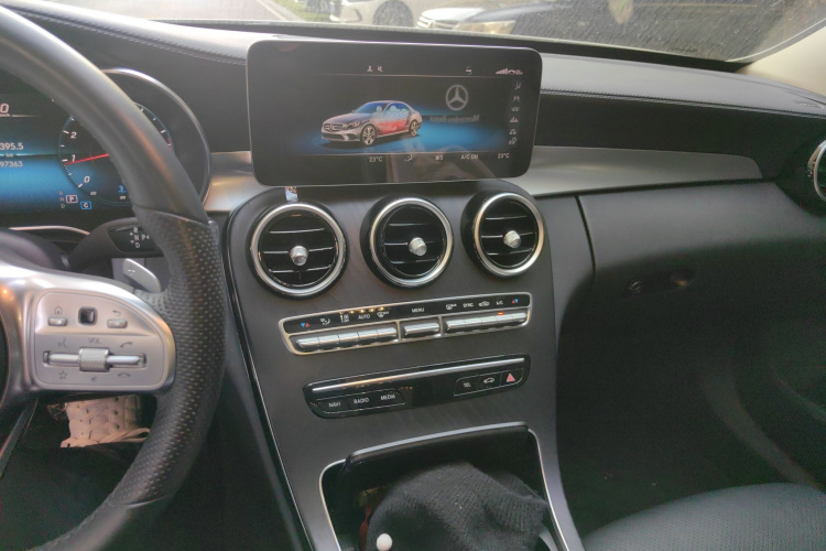 奔驰C级 2021款 C 200 L 时尚型运动版局部细节16