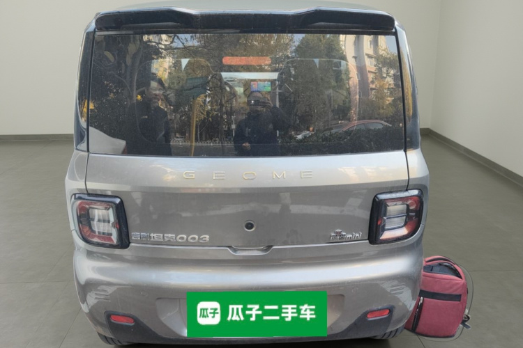 吉利银河 2023款 熊猫mini 200km 耐力熊车身外观6