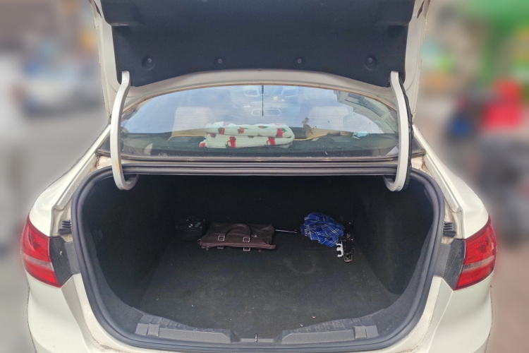 福特 福睿斯 2017款 1.5L 自动舒适型中控内饰23