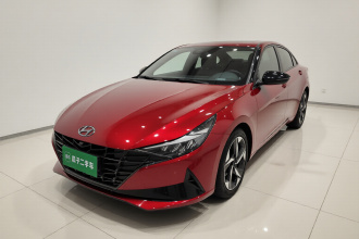 现代 伊兰特 2022款 240TGDi DCT TOP旗舰版
