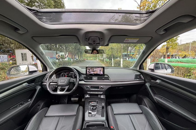 奥迪Q5L 2021款 45 TFSI 豪华动感型中控内饰7006
