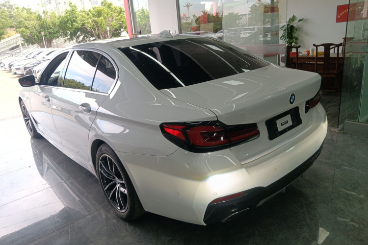 宝马5系新能源 2021款 535Le 先锋版M运动套装车身外观6003