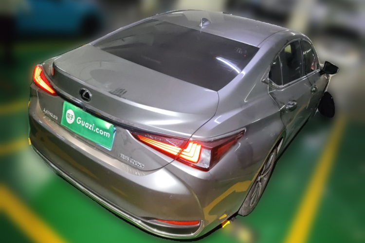 雷克萨斯ES 2018款 200 卓越版 国V车身外观7