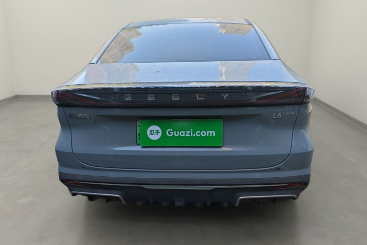 吉利银河 银河L6 2025款 EM-i 140km 星舰版车身外观6