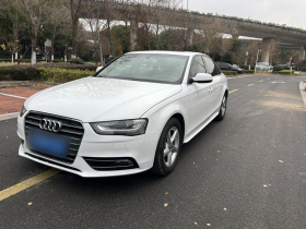 奥迪A4L 2015款 35 TFSI 自动标准型