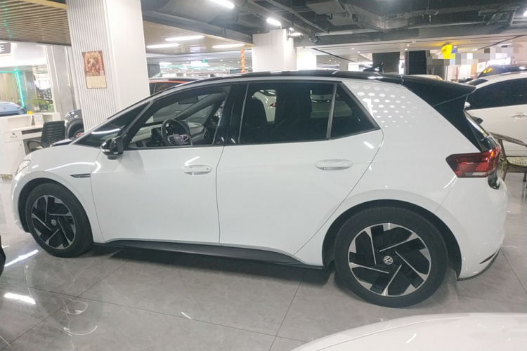 大众ID.3 2023款 纯净智享版车身外观4