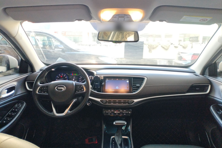 广汽传祺 传祺GA4 2018款 200T 自动尊享版中控内饰12