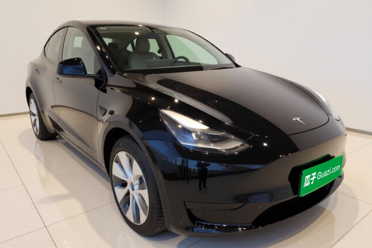特斯拉 Model Y 2022款 改款 后轮驱动版车身外观3