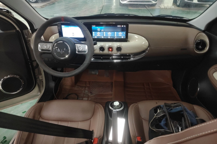 五菱汽车 五菱缤果 2023款 203km 舒享款中控内饰7002