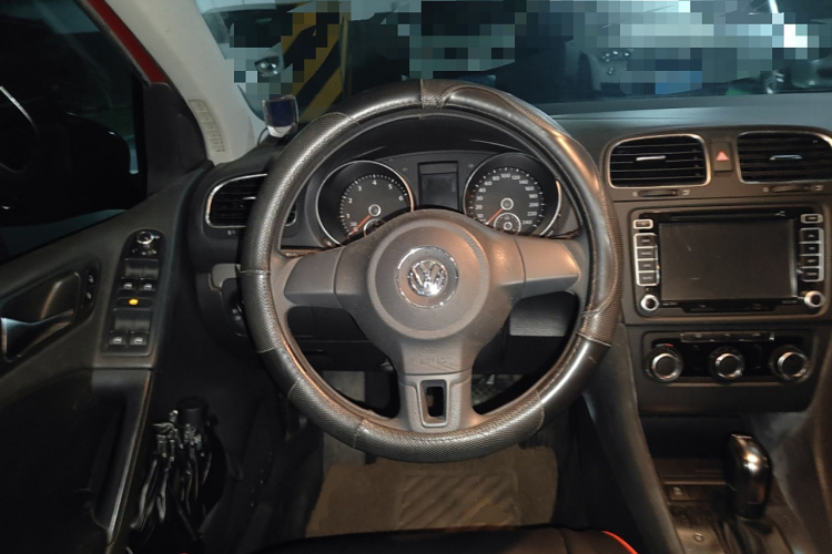 大众 高尔夫 2011款 1.6 自动时尚型局部细节13