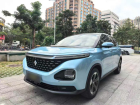 宝骏RM-5 2019款 1.5T CVT 24小时在线豪华型 6座