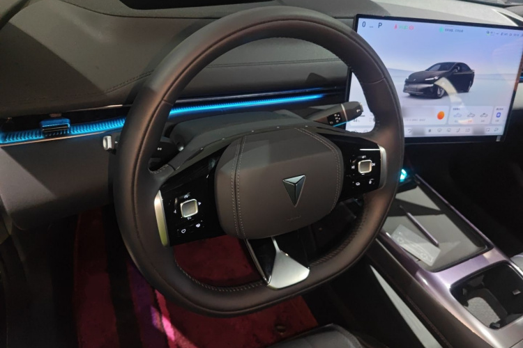 深蓝汽车 深蓝L07 2025款 530Ultra乾崑智驾ADS SE纯电版中控内饰7002