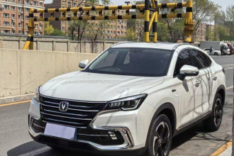 长安CS85 COUPE 2019款 2.0T 自动动版 国V