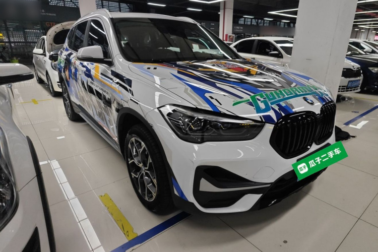 宝马X1 2020款 sDrive20Li 尊享型车身外观3