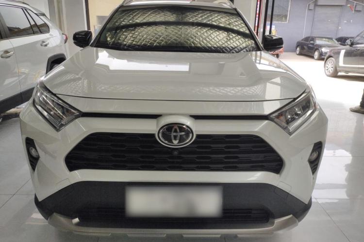 丰田 RAV4荣放 2022款 2.0L CVT四驱风尚Plus版车身外观6001