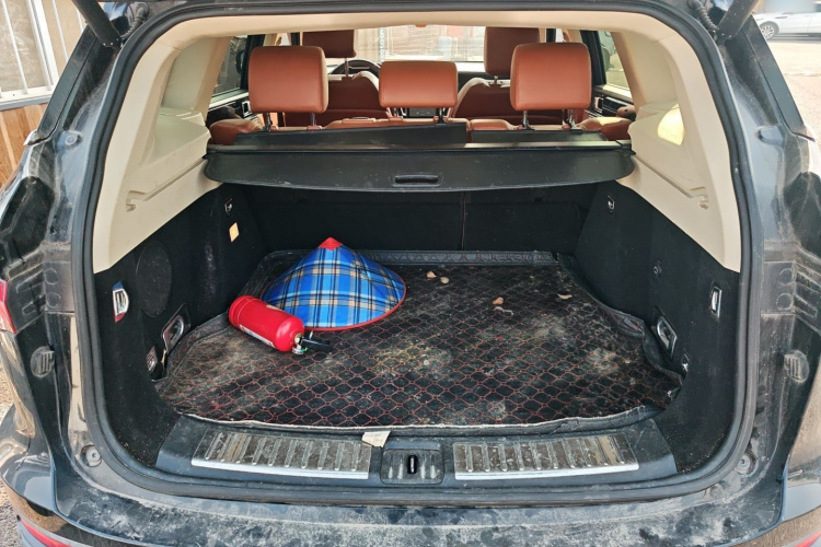 众泰T700 2017款 1.8T 双离合尊贵型局部细节23