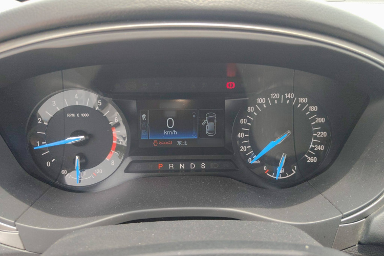 福特 蒙迪欧 2020款 EcoBoost 180 时尚型局部细节14