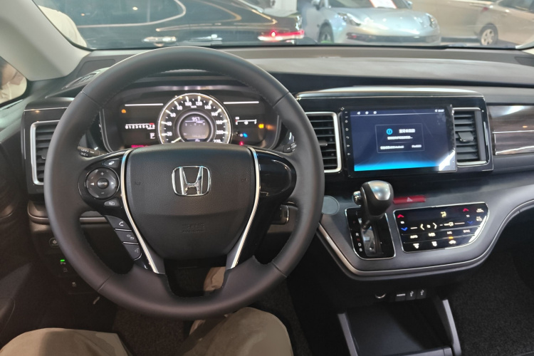 本田 艾力绅 2016款 2.4L 经典版中控内饰7002