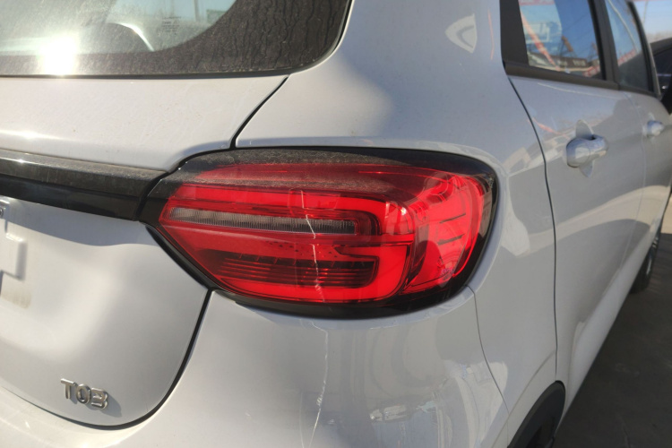 零跑汽车 零跑T03 2024款 310舒享版车身外观9