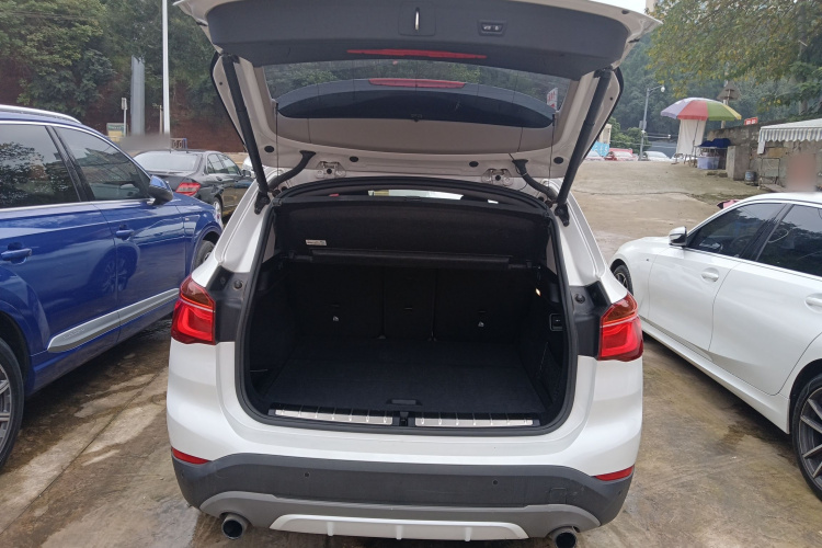 宝马X1 2016款 sDrive20Li 豪华型局部细节23