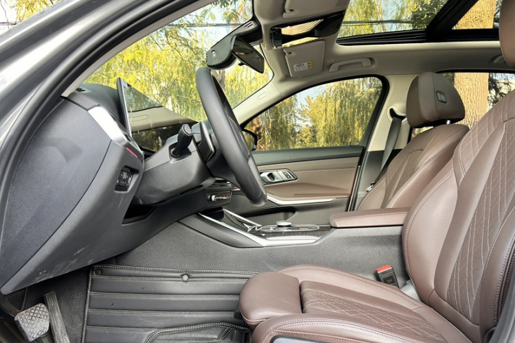 宝马3系 2023款 325Li xDrive M运动套装中控内饰7003