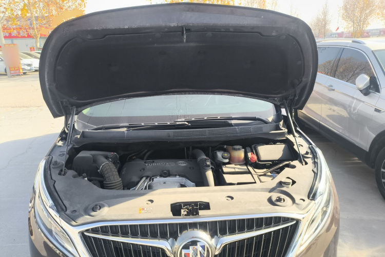 别克GL8 2018款 ES 28T 豪华型 国VI机舱底盘24