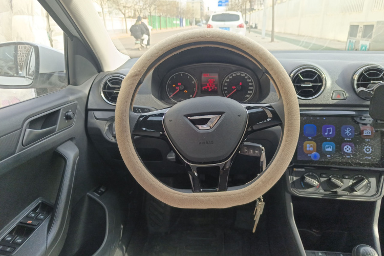 捷达VA3 2021款 1.5L 手动进取版中控内饰13